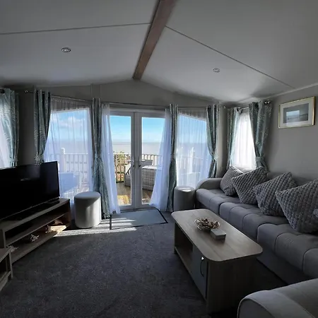 6 Berth Caravan With Stunning Sea Views And Decking To Relax On, Ref 32048Az Lowestoft Exterior photo