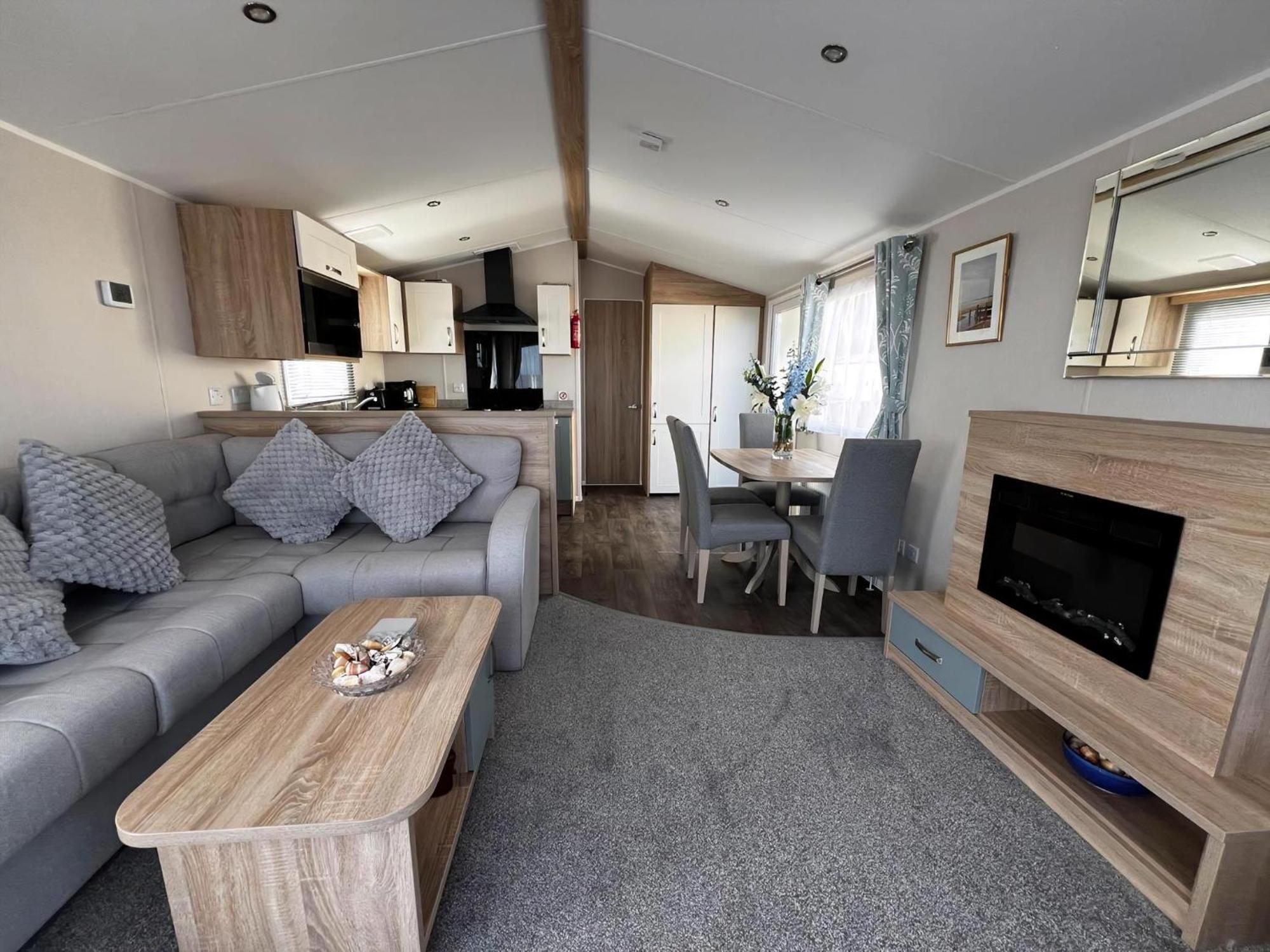 6 Berth Caravan With Stunning Sea Views And Decking To Relax On, Ref 32048az Campsite